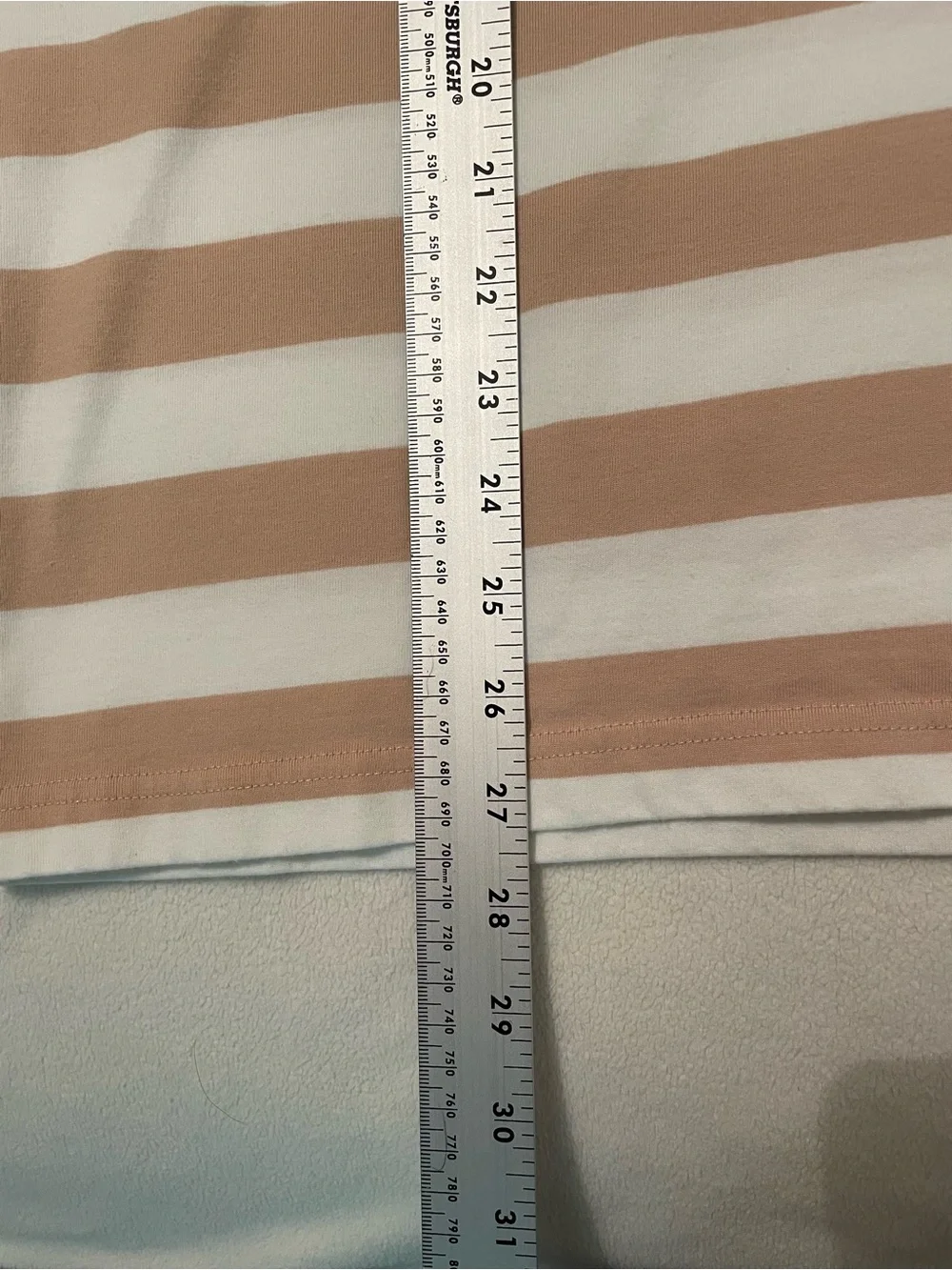Adidas Mens Casual Tan and White Striped T-shirt Medium Embroidered Logo